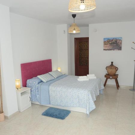 Habitacion Grande Con Terraza Privada, Malaga Centro Esterno foto