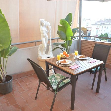 Habitacion Grande Con Terraza Privada, Malaga Centro Esterno foto