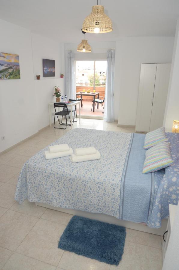 Habitacion Grande Con Terraza Privada, Malaga Centro Esterno foto
