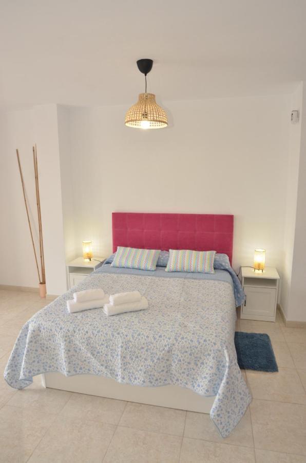 Habitacion Grande Con Terraza Privada, Malaga Centro Esterno foto