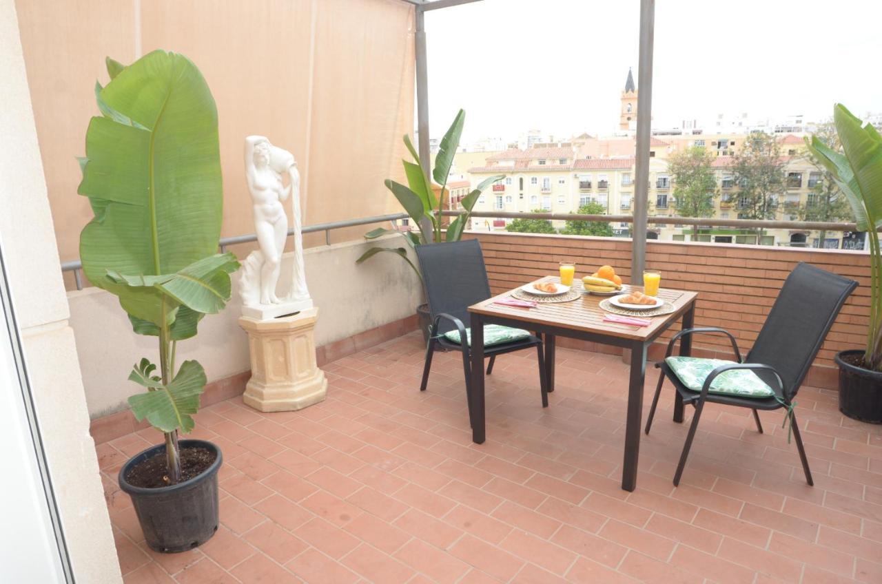 Habitacion Grande Con Terraza Privada, Malaga Centro Esterno foto